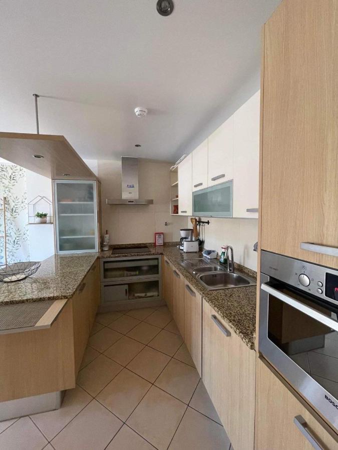 Tres Palmeiras With Pool Apartment Portimao